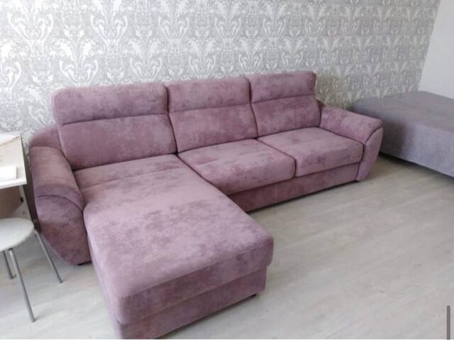 угловой диван в гостиную